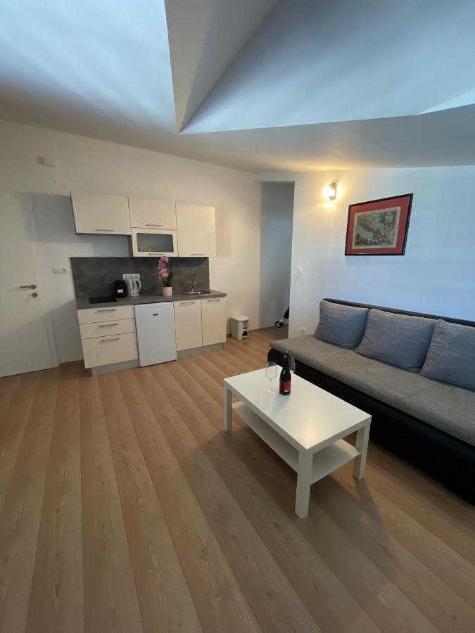 Apartments Holiday Gavric Trogir Chambre photo
