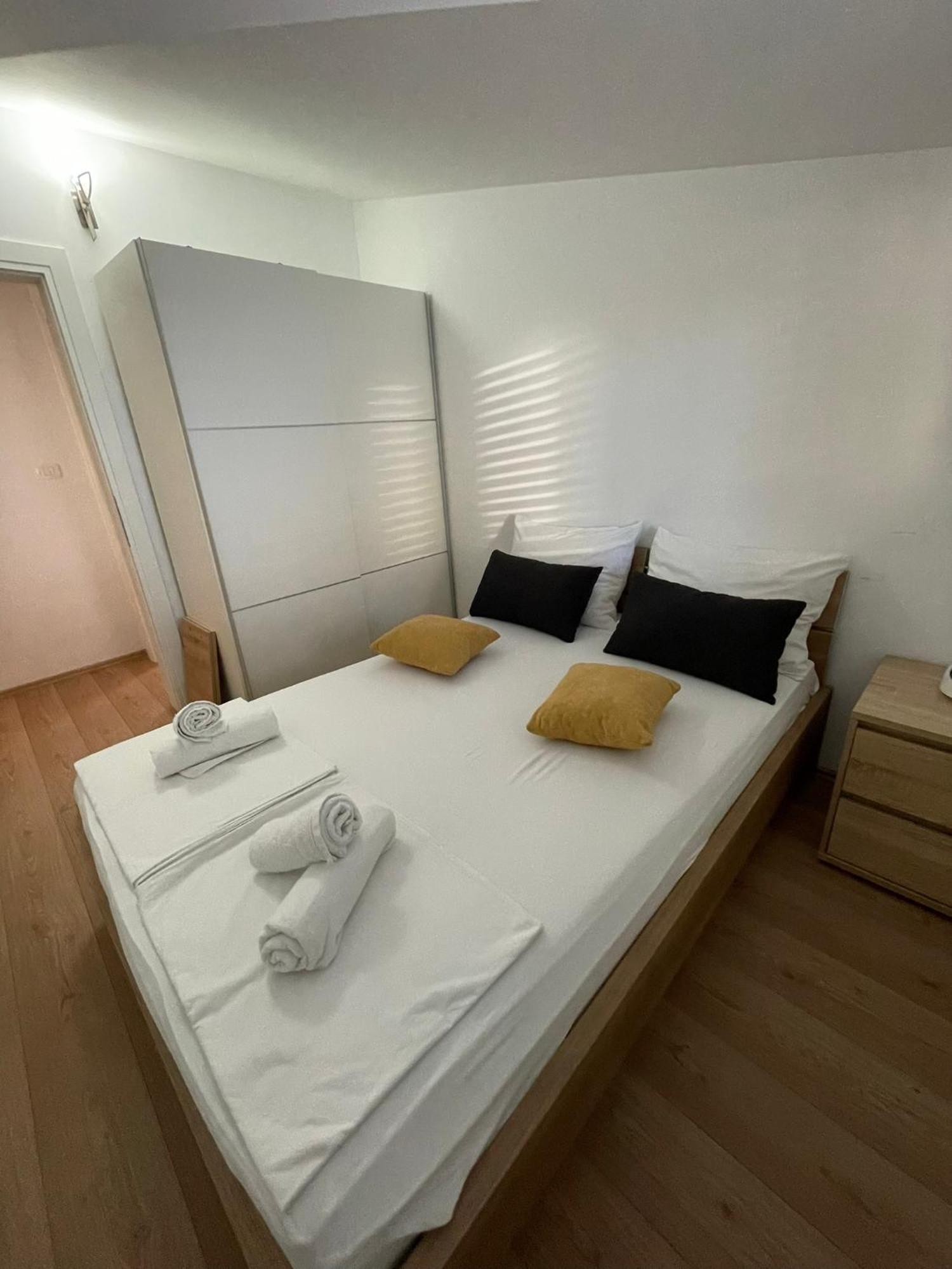 Apartments Holiday Gavric Trogir Chambre photo