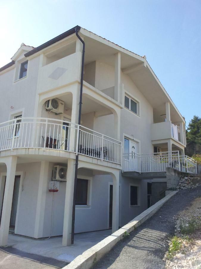 Apartments Holiday Gavric Trogir Extérieur photo
